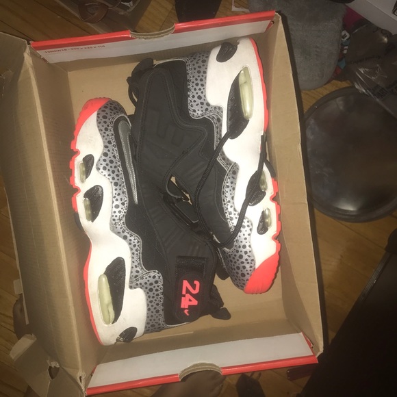 Nike Airforce, Jordan 6’s, Griffey’s, Jordan 11’s - Picture 3 of 4